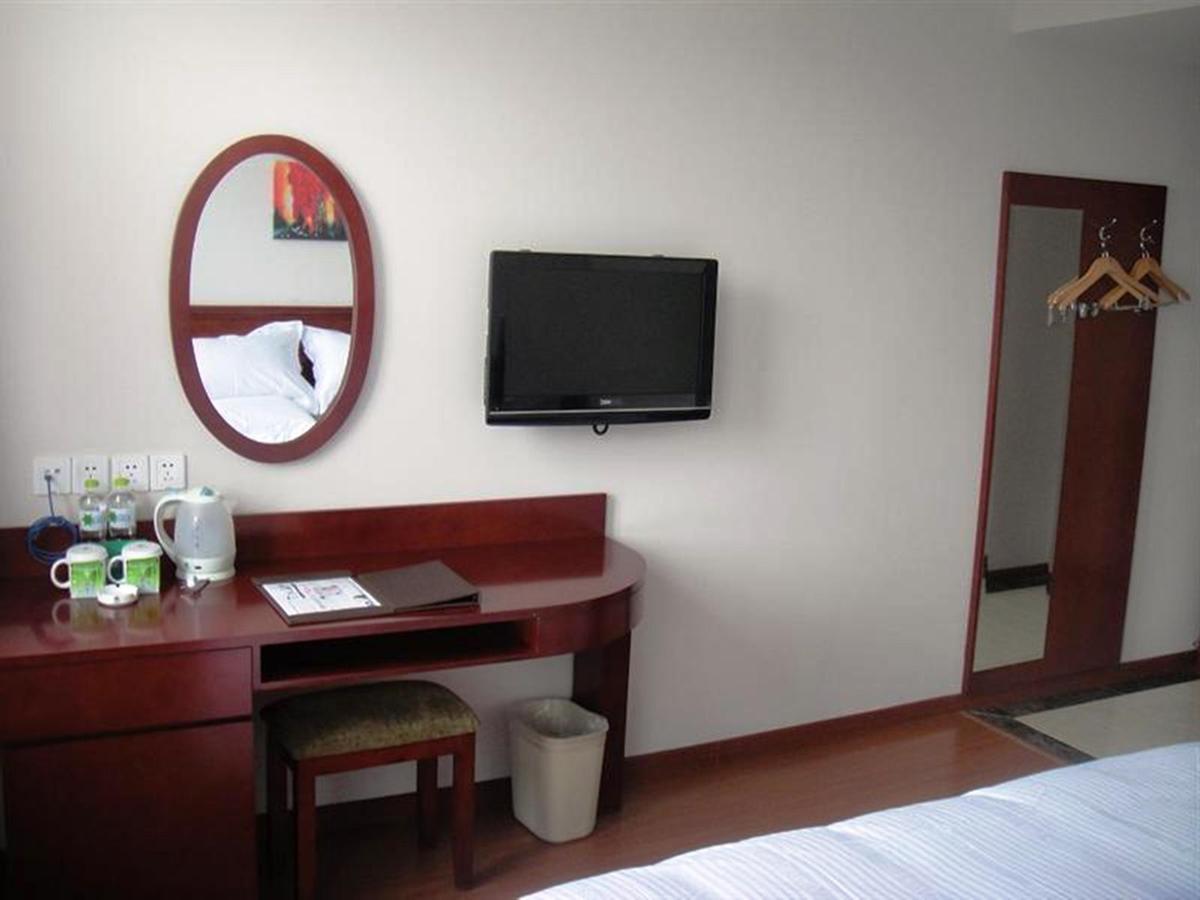 Greentree Inn Ningbo Cconvention Center East Bus Station Express Hotel Екстер'єр фото