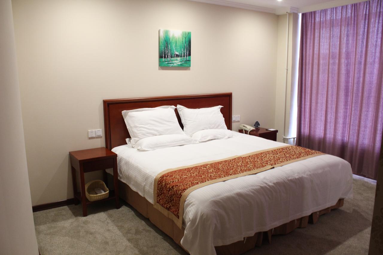 Greentree Inn Ningbo Cconvention Center East Bus Station Express Hotel Екстер'єр фото